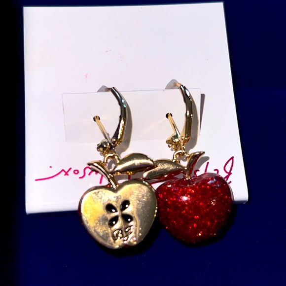 New Betsey Johnson Back to Cool Apple Lever Back Earrings - Picture 8 of 9
